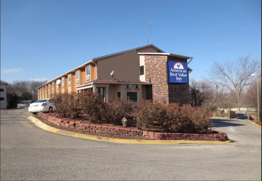 American Best Value Inn ลอว์เรนซ์ ภายนอก รูปภาพ