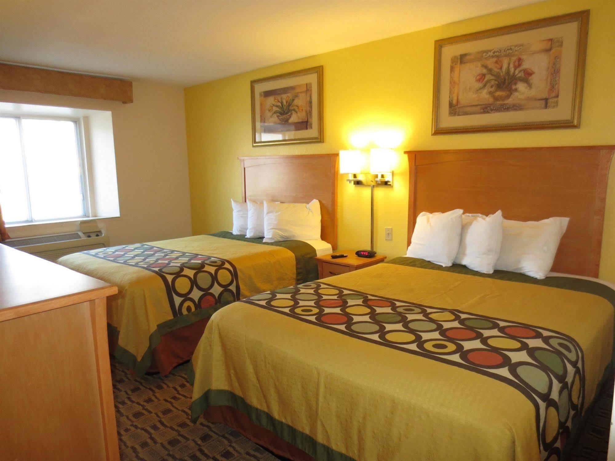 American Best Value Inn ลอว์เรนซ์ ภายนอก รูปภาพ